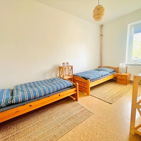 "Mts-Haus Zettemin" - 2 Familienfreundliche Ferienwohnungen In Mecklenburg エクステリア 写真