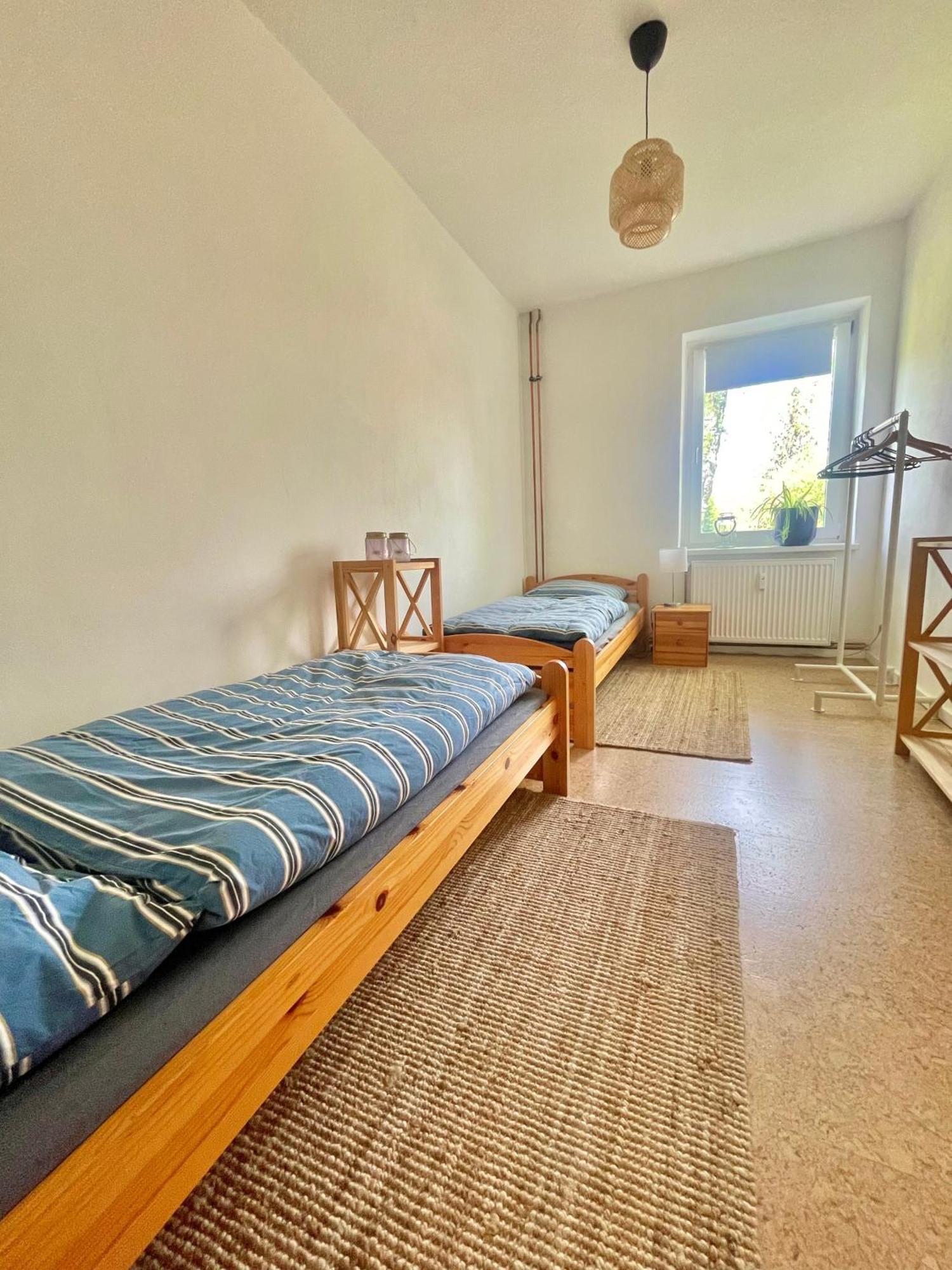 "Mts-Haus Zettemin" - 2 Familienfreundliche Ferienwohnungen In Mecklenburg エクステリア 写真
